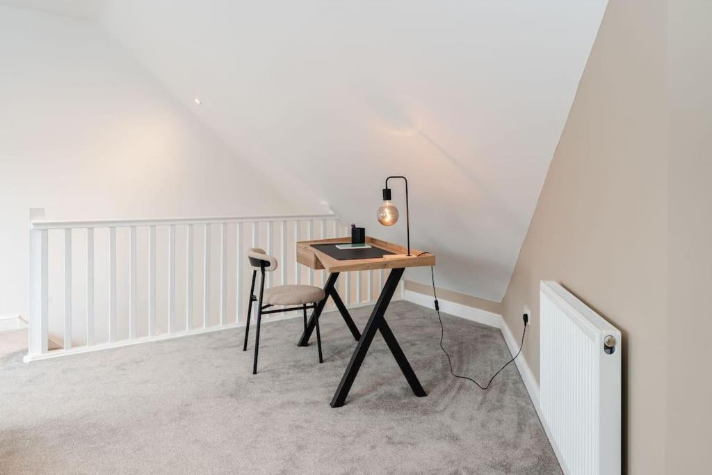 Boutique Apartment - Mazerystays Exley Exterior foto